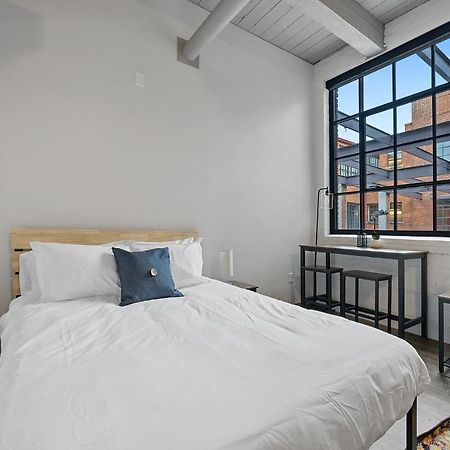 Brooklyn Style Studio Loft Minutes From Firstenergy Stadium 210 คลีฟแลนด์ ภายนอก รูปภาพ